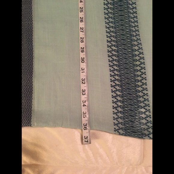 🌻5/25🌻 MAURICES | Mint Green and Turquoise Infinity Scarf - Picture 3 of 7